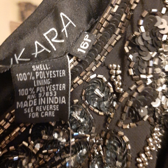 NWT attached. J KARA flutter sleeve cocktail dress. BLACK, BEADS, size 16P - Picture 4 of 8